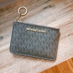 Michael Kors Jet Set Travel Small Top Zip Coinpouch with ID